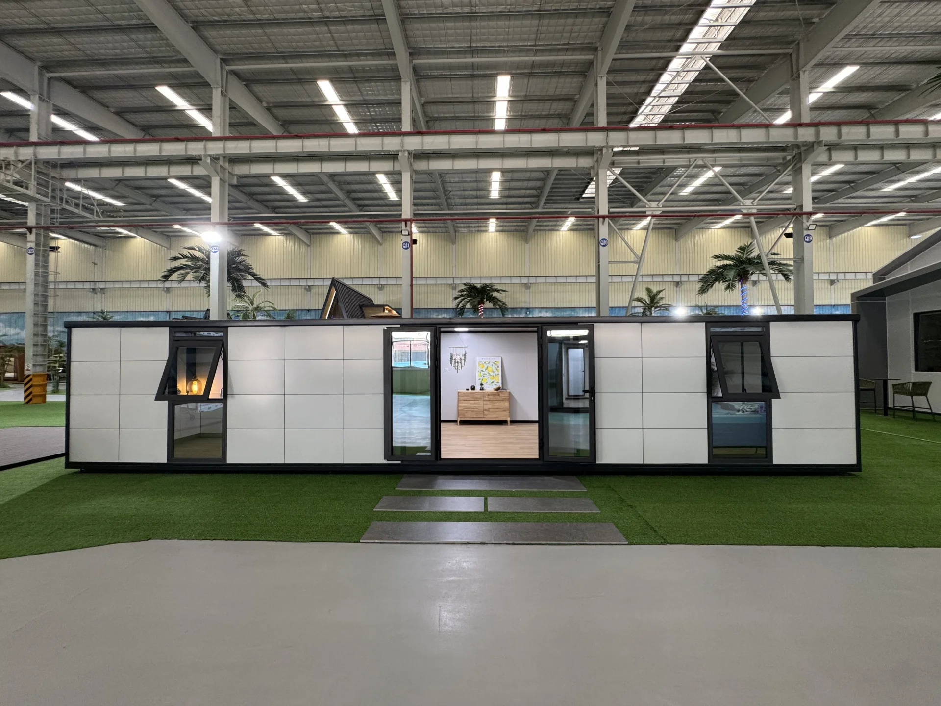 Casa prefabricada modular expandible tipo contenedor de 40 pies de gran tamaño.