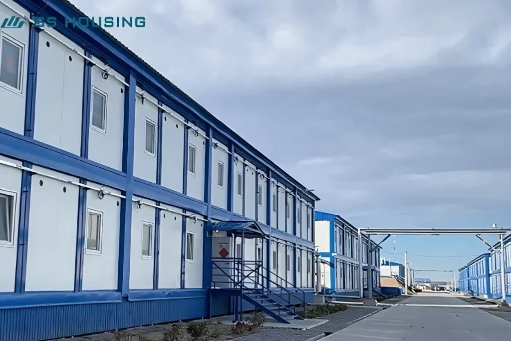 How to Build a Scalable Oil & Gas Camp with Modular Container Units